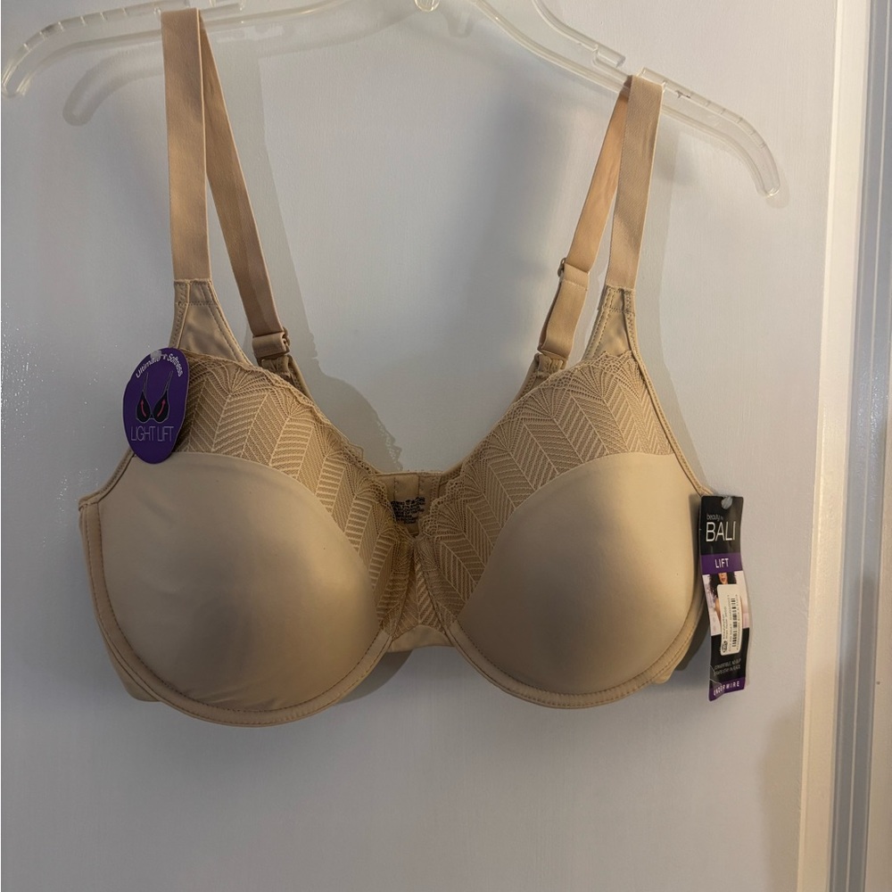 Bali Lift Underwire Bra in Nude Sz 36DD NWT